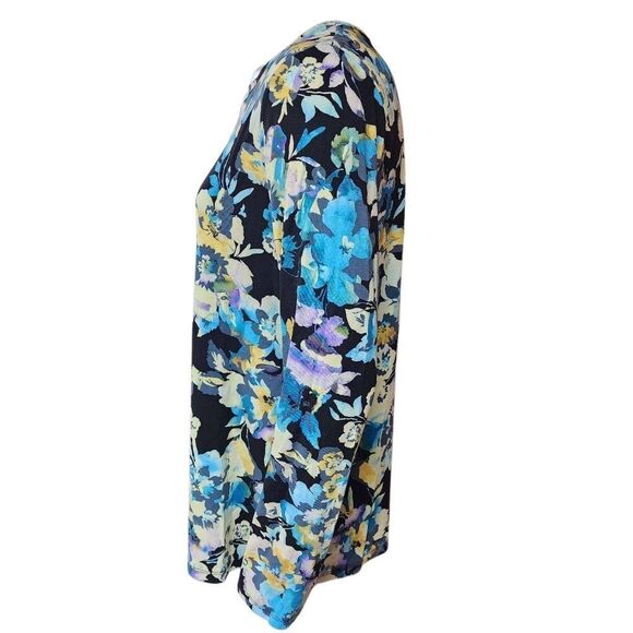 Chico's Floral Long Sleeve Scoop Neck Tee Shirt (1) - Picture 5 of 8